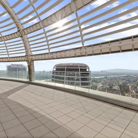 Sky Park Skyline Views - Castle&city