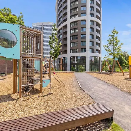 Sky Park Skyline Views - Castle And Apartmán *