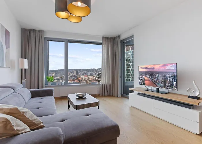 Apartment Sky Park Skyline Views - Castle And *