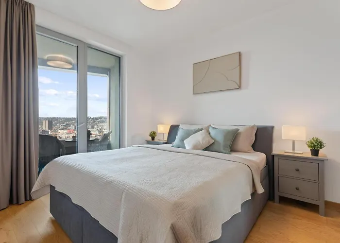 Apartment Sky Park Skyline Views - Castle And Bratislava